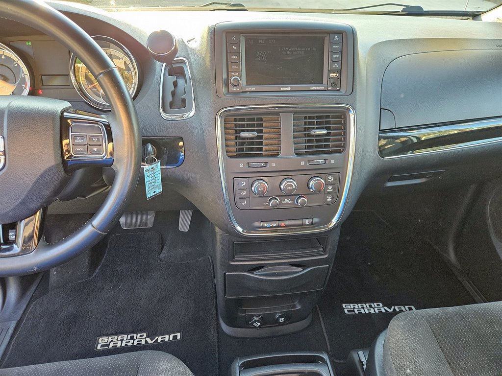 2018 Dodge Grand Caravan SE photo