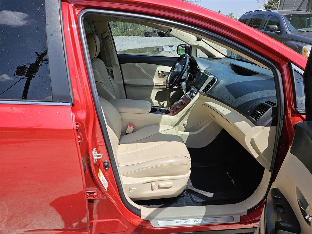 2009 Toyota Venza photo