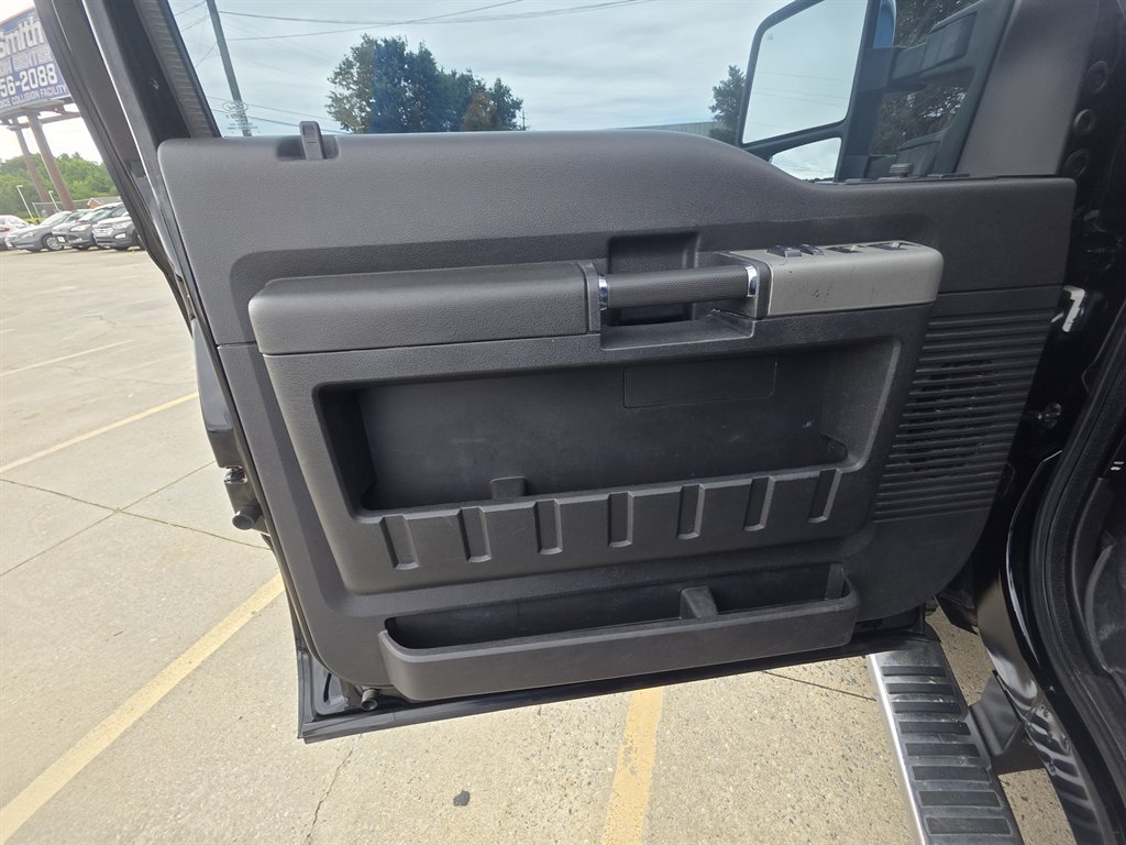 2016 Ford F250 - $25,000