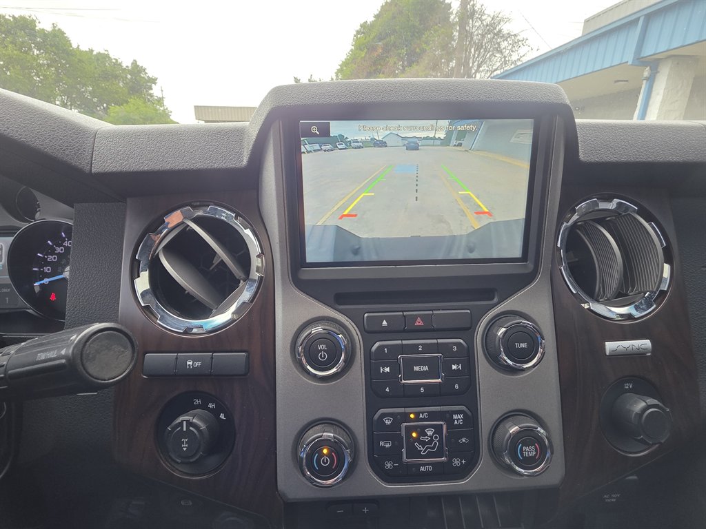 2016 Ford F250 - $25,000