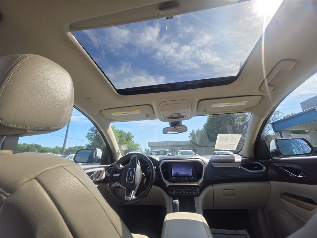 2018 GMC Acadia - $10,900