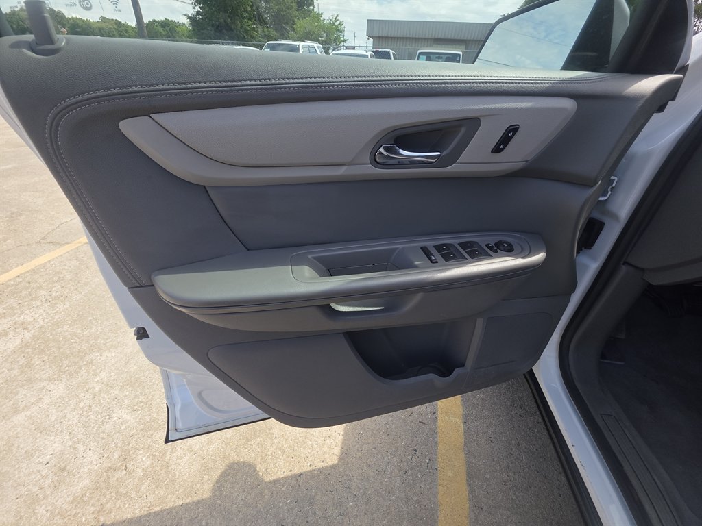 2017 Chevrolet Traverse - $10,000