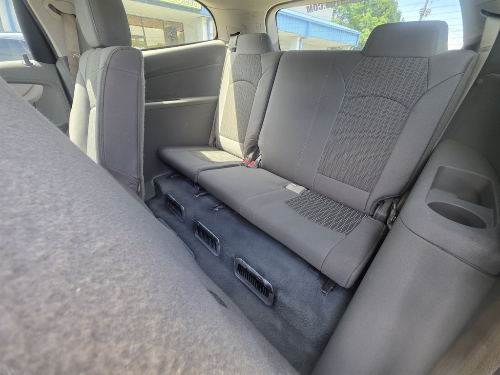 2017 Chevrolet Traverse - $10,000