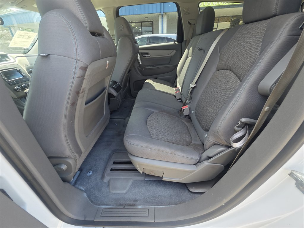 2017 Chevrolet Traverse - $10,000