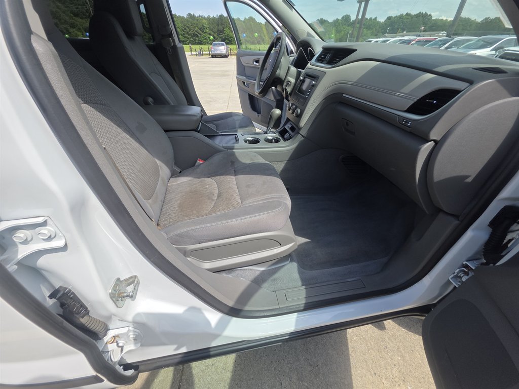 2017 Chevrolet Traverse - $10,000