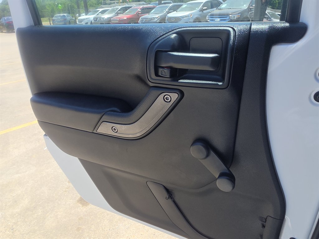 2016 Jeep Wrangler - $17,500