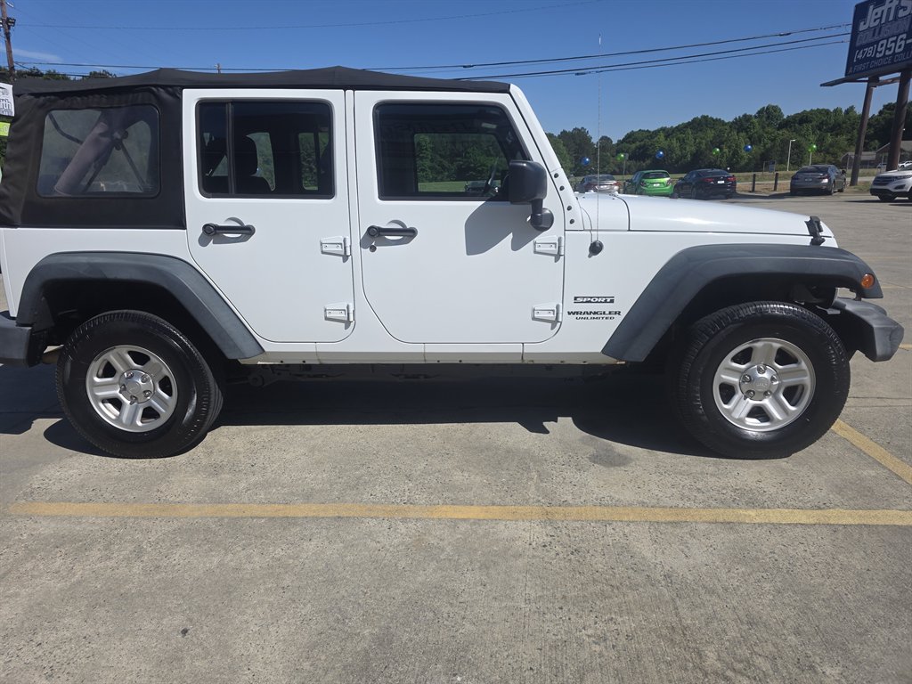2016 Jeep Wrangler - $17,500