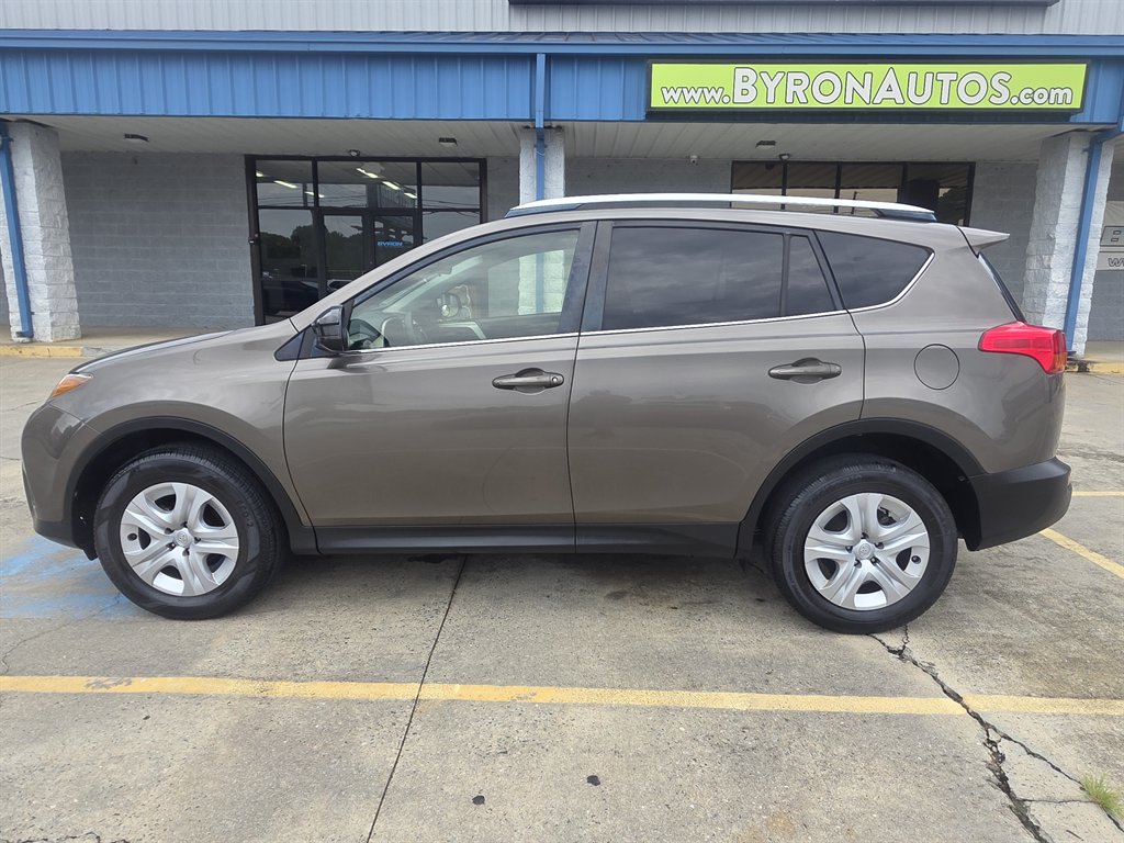 2015 Toyota RAV4 - $10,620