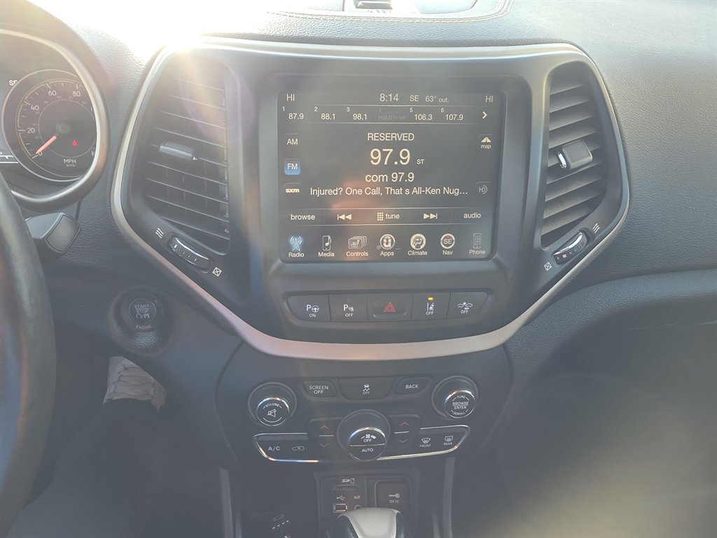 2014 Jeep Cherokee - $9,500