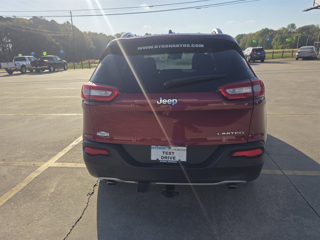 2014 Jeep Cherokee - $9,500