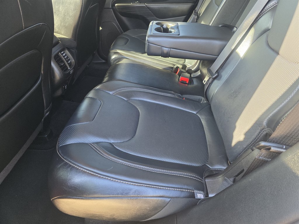 2014 Jeep Cherokee - $9,500