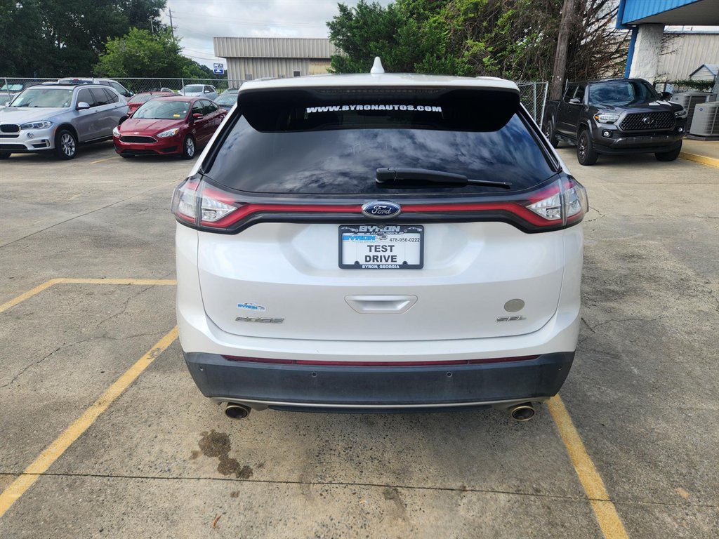 2015 Ford Edge - $10,300