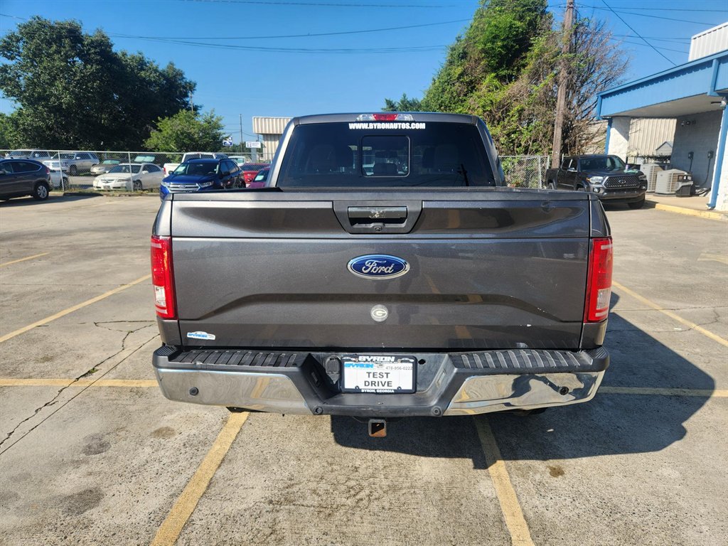 2015 Ford F-150 - $17,800