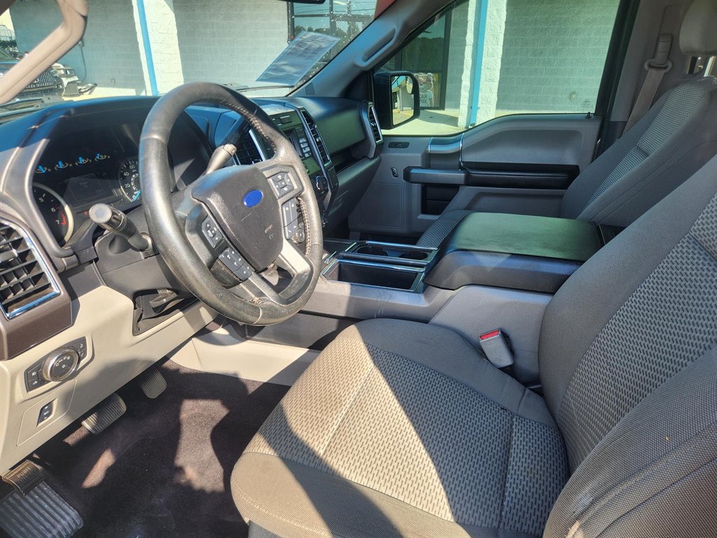 2015 Ford F-150 - $17,800