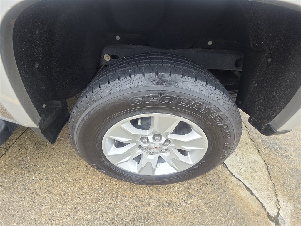 2016 GMC Canyon - $15,600