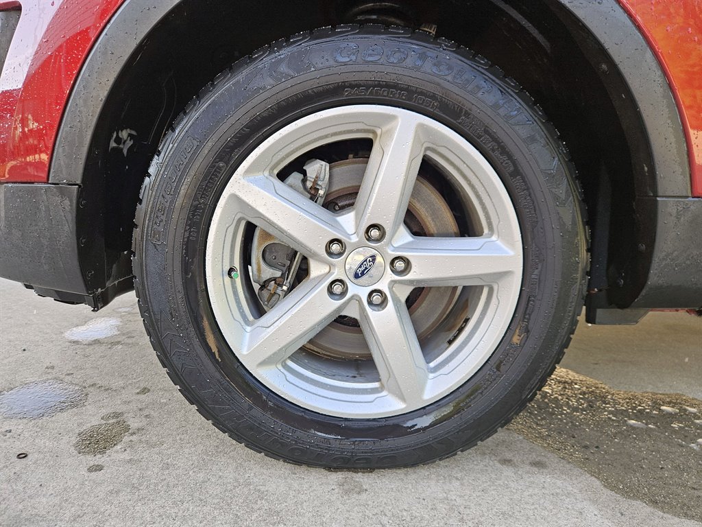 2016 Ford Explorer XLT photo
