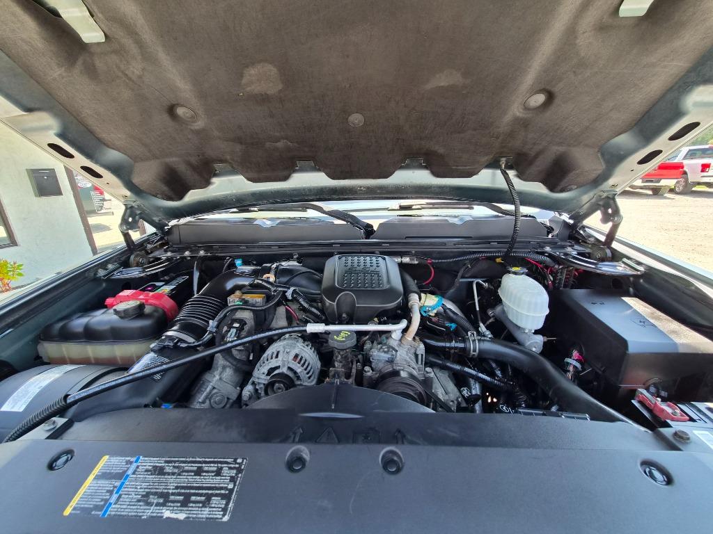 2007 Chevrolet Silverado - $15,900