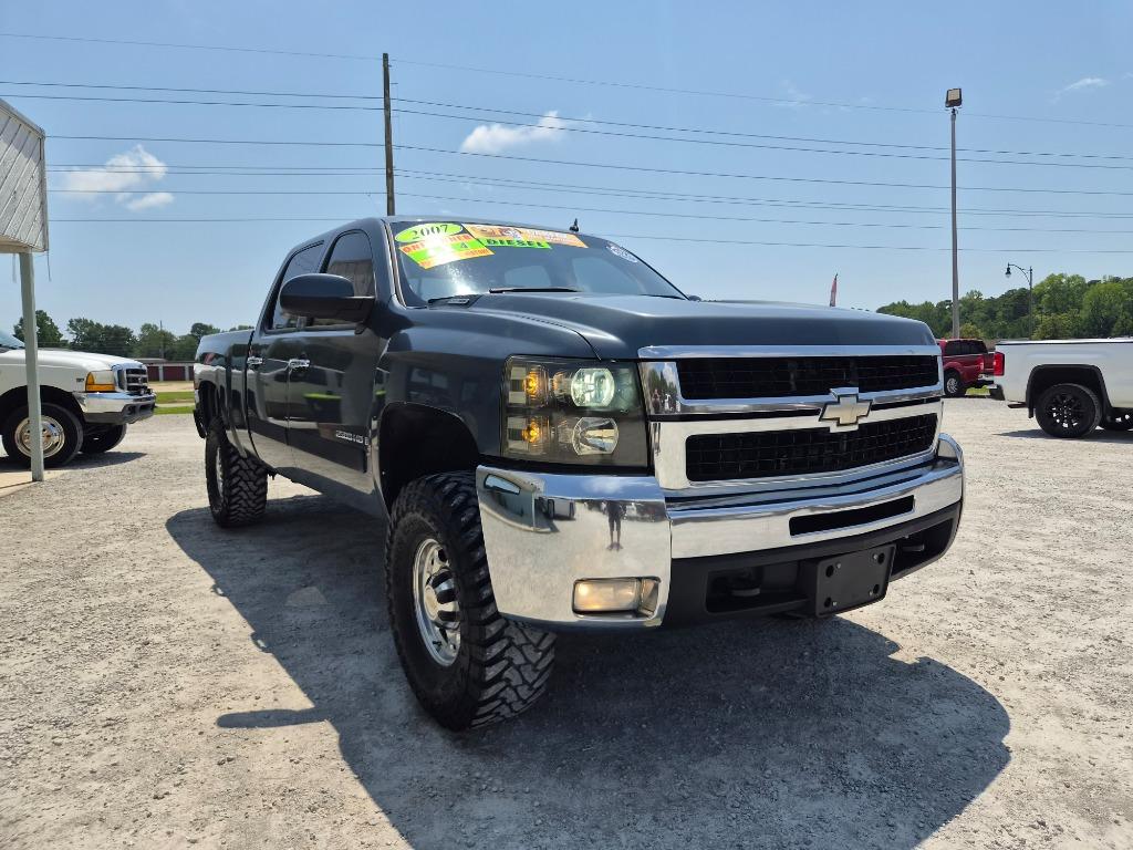 2007 Chevrolet Silverado - $15,900