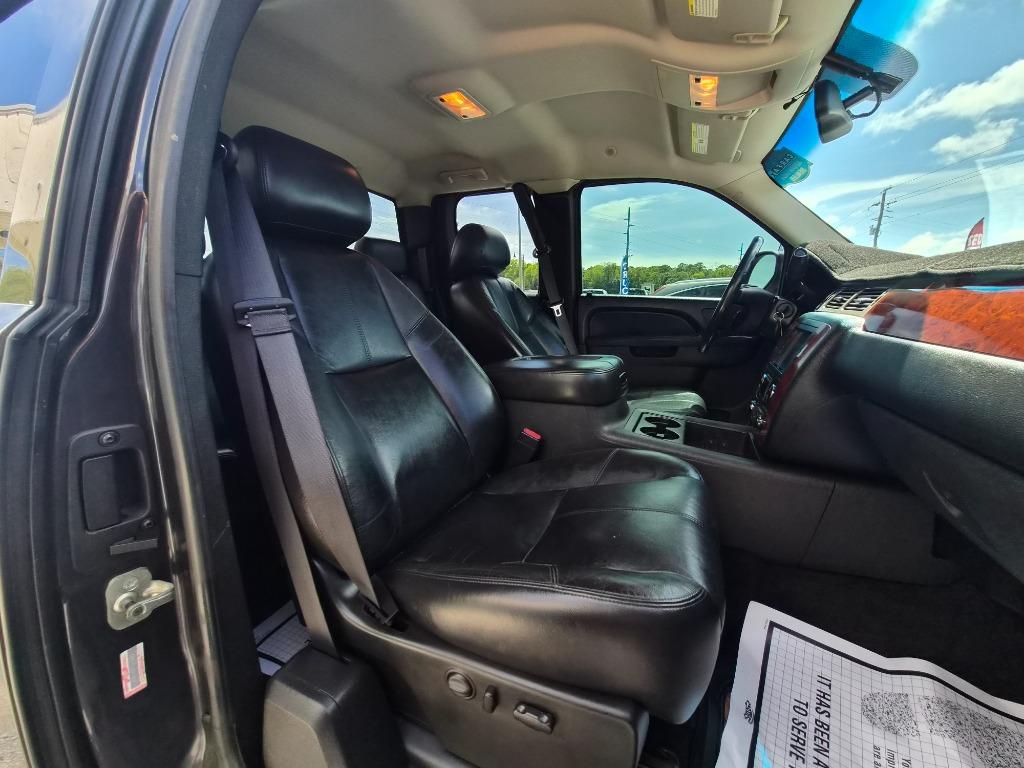 2011 Chevrolet Silverado 1500 - $10,900