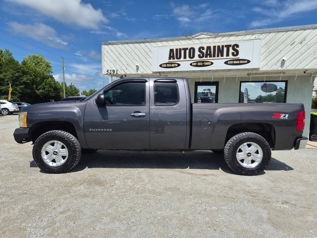 2011 Chevrolet Silverado 1500 - $10,900