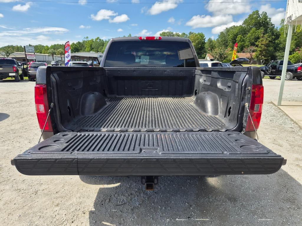 2011 Chevrolet Silverado 1500 - $10,900
