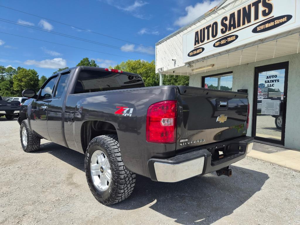 2011 Chevrolet Silverado 1500 - $10,900