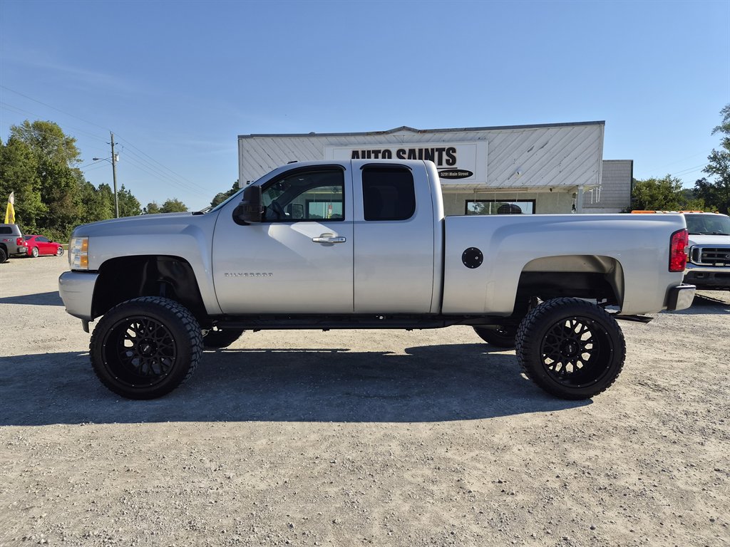 2011 Chevrolet Silverado - $14,900