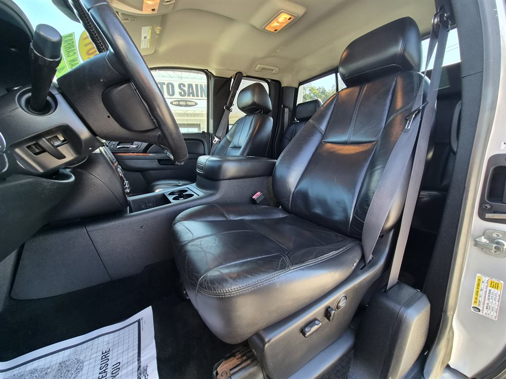 2011 Chevrolet Silverado - $14,900