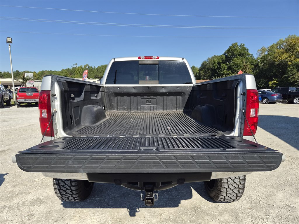 2011 Chevrolet Silverado - $14,900
