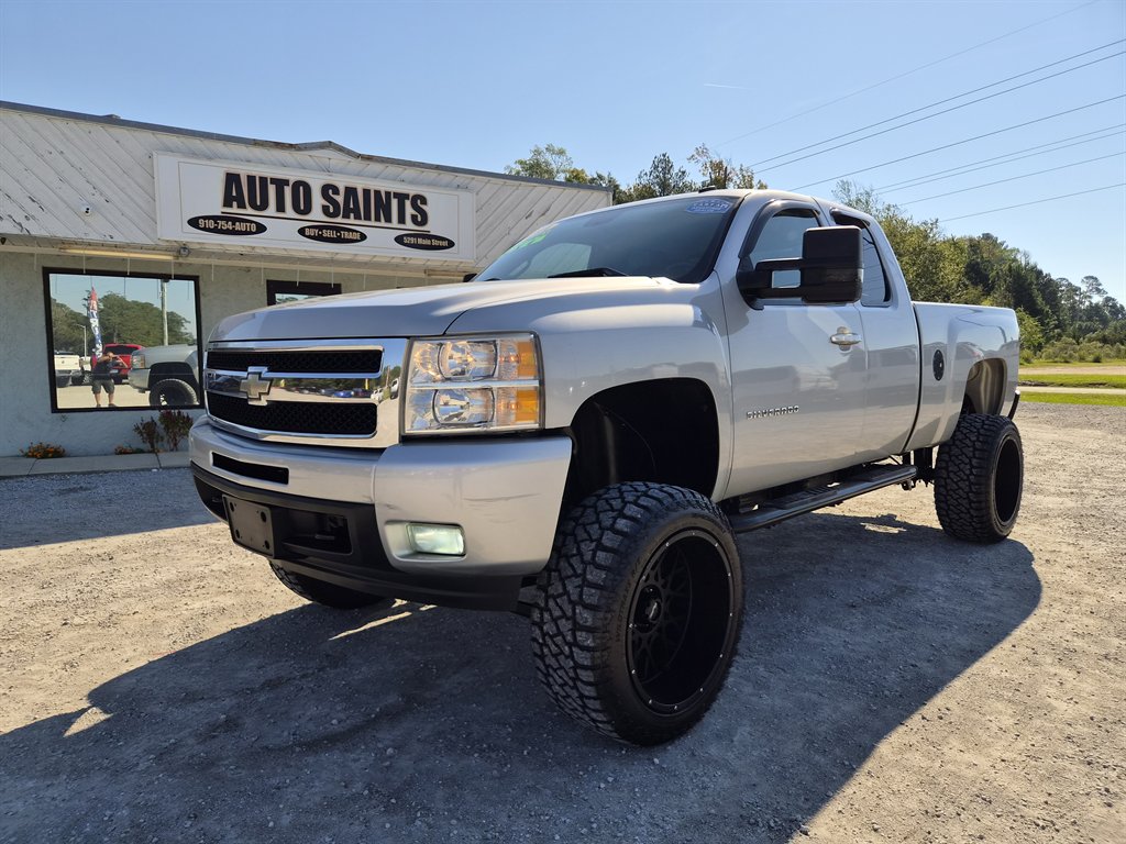 2011 Chevrolet Silverado - $14,900