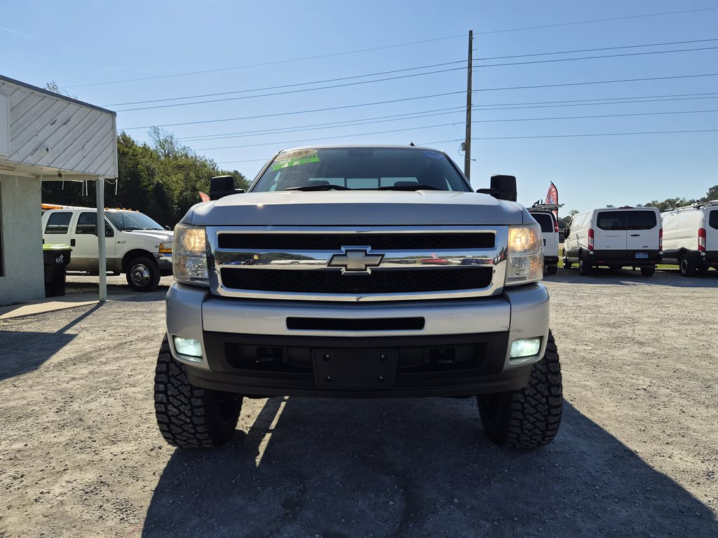 2011 Chevrolet Silverado - $14,900