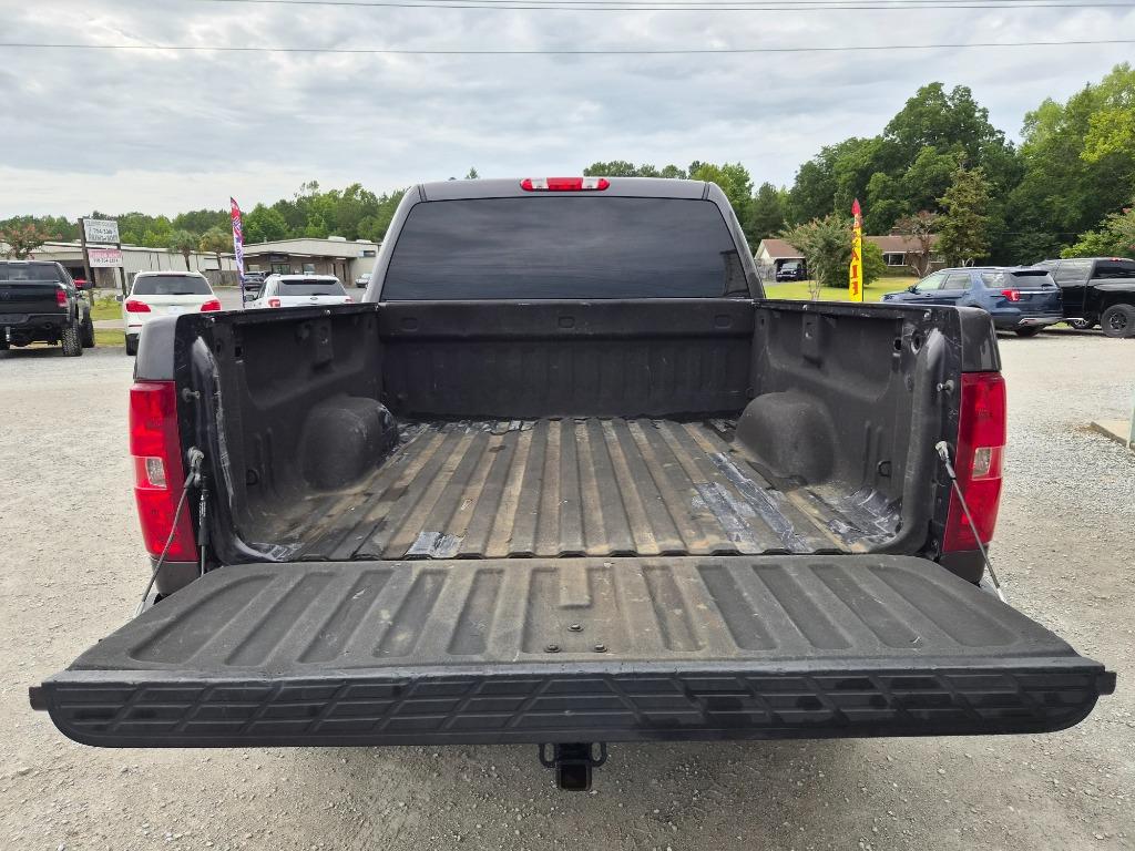 2011 Chevrolet Silverado 1500 - $11,900