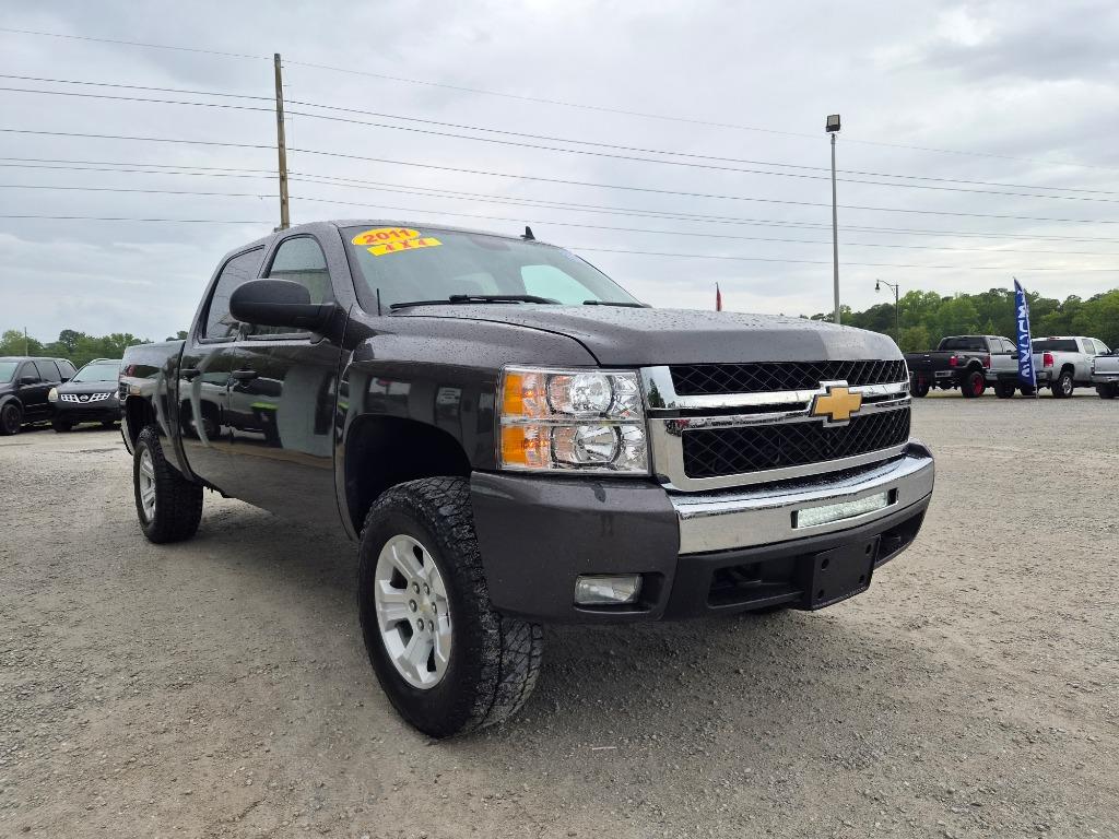 2011 Chevrolet Silverado 1500 - $11,900