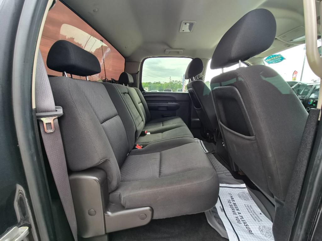 2011 Chevrolet Silverado 1500 - $11,900