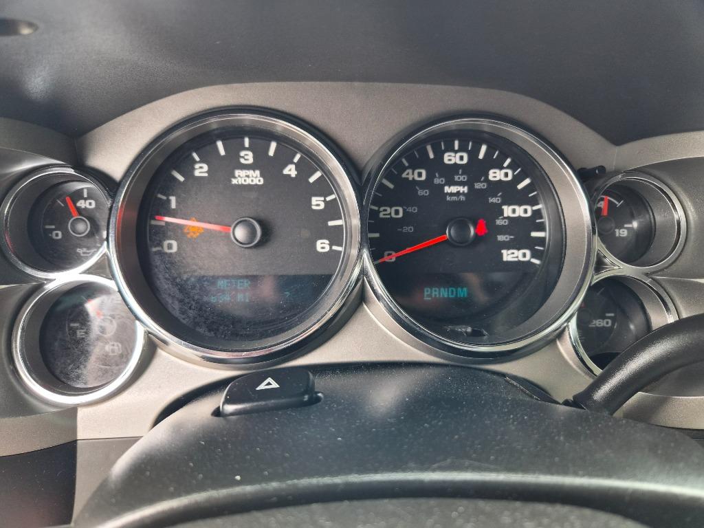 2011 Chevrolet Silverado 1500 - $11,900