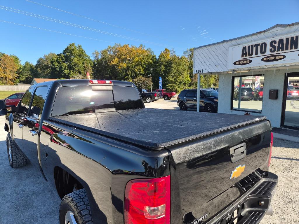 2014 Chevrolet Silverado - $20,725