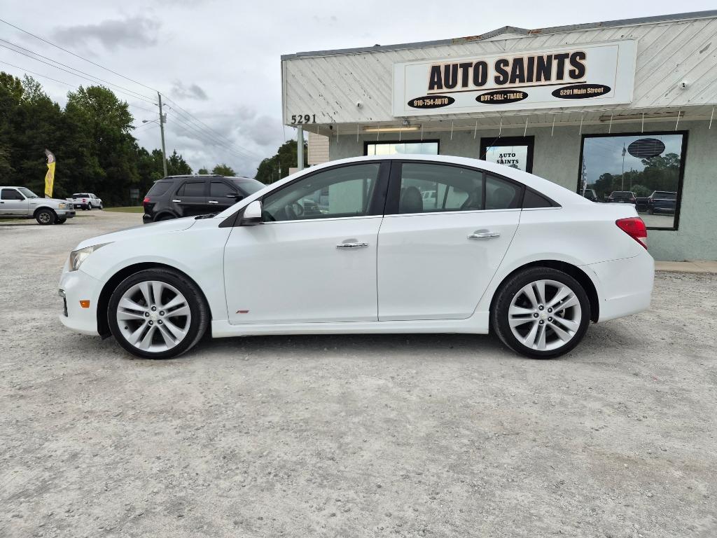 2015 Chevrolet Cruze - $8,900