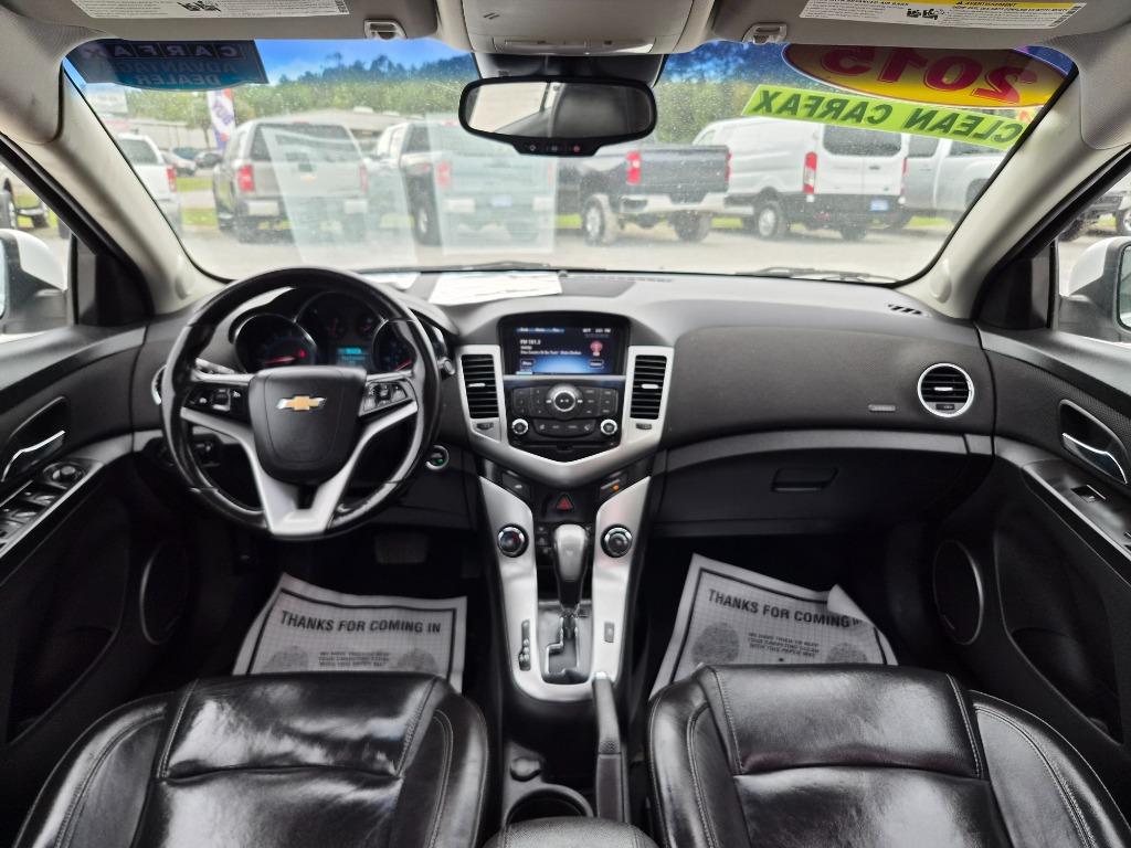 2015 Chevrolet Cruze - $8,900