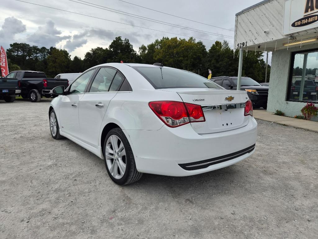 2015 Chevrolet Cruze - $8,900