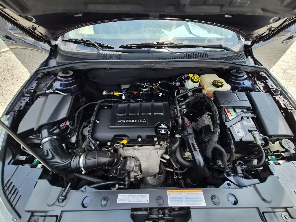 2016 Chevrolet Cruze - $8,900