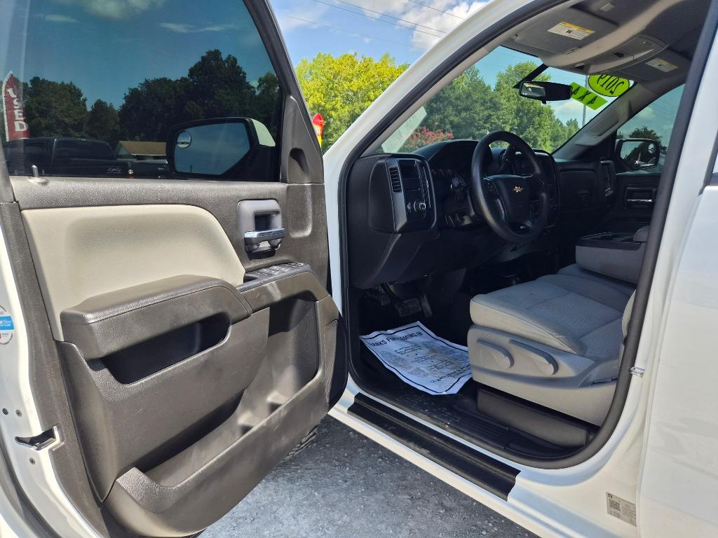 2019 Chevrolet Silverado Ld - $20,725