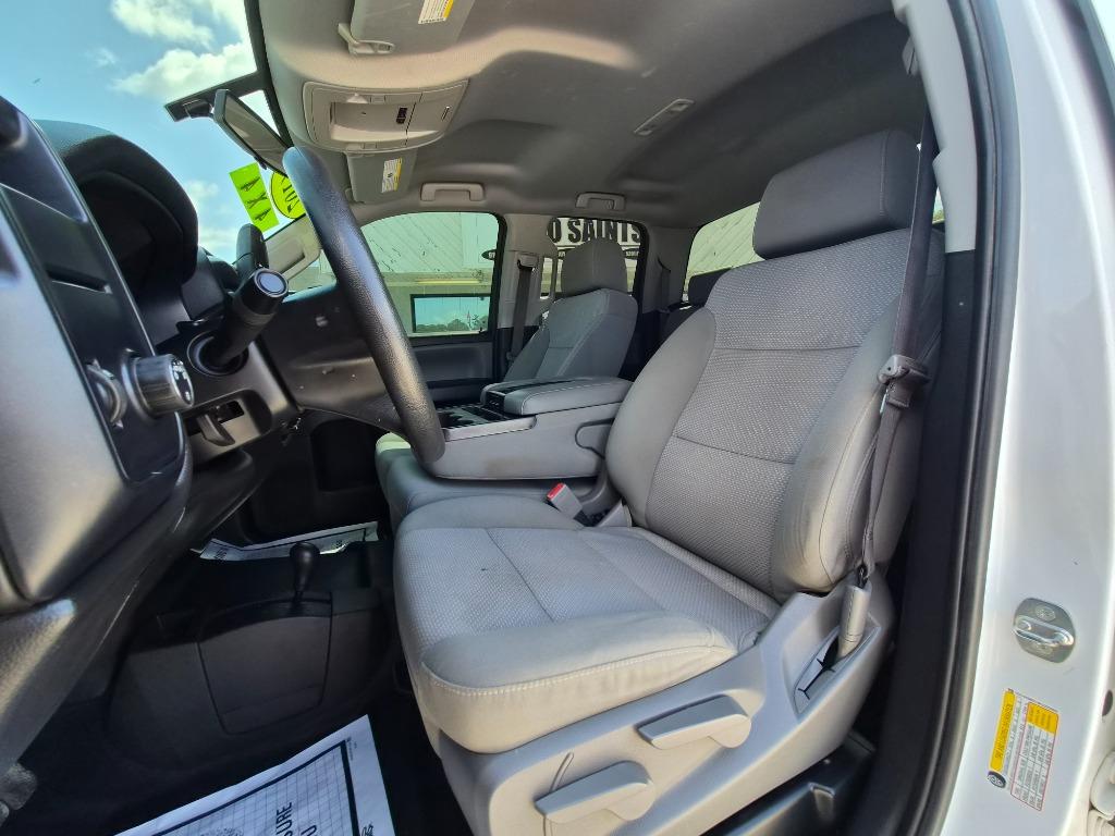 2019 Chevrolet Silverado Ld - $20,725
