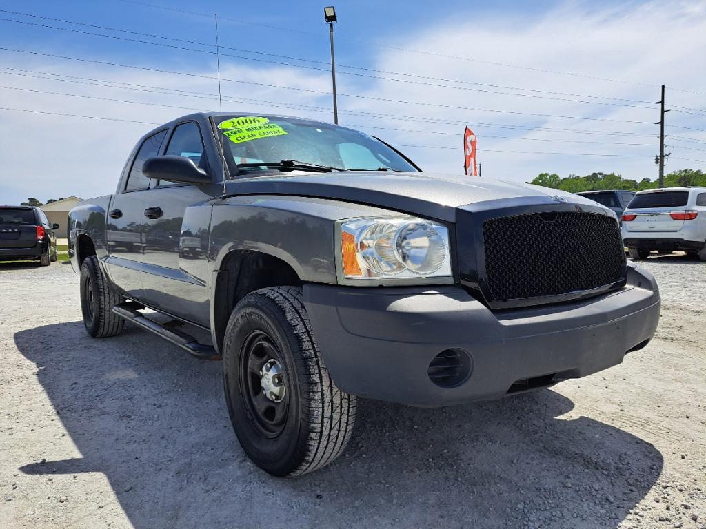 2006 Dodge Dakota ST photo