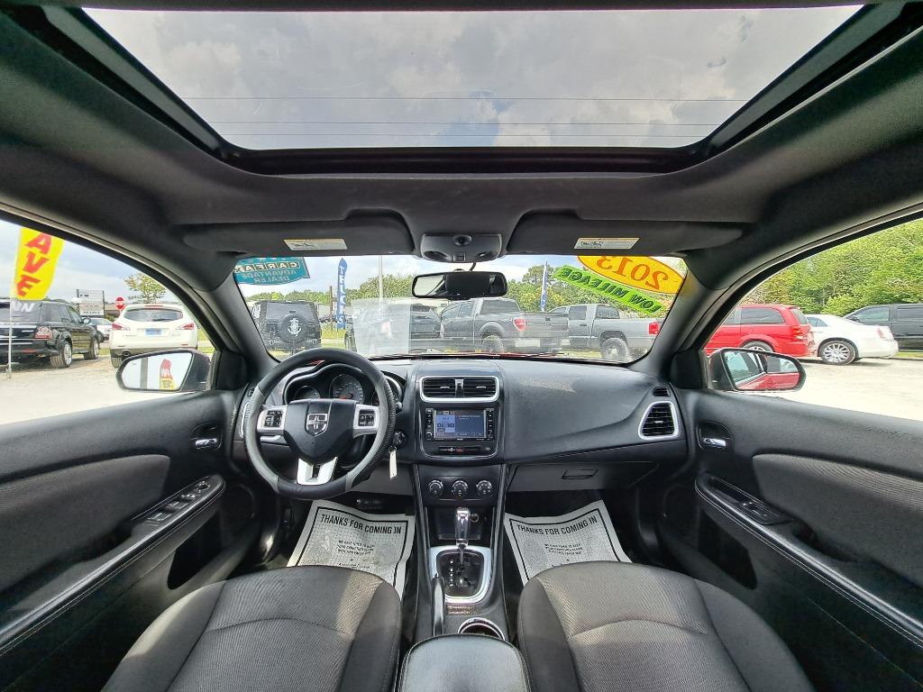 2013 Dodge Avenger SXT photo
