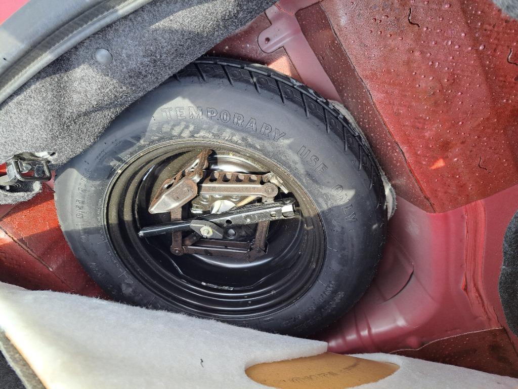 2013 Dodge Avenger SXT photo