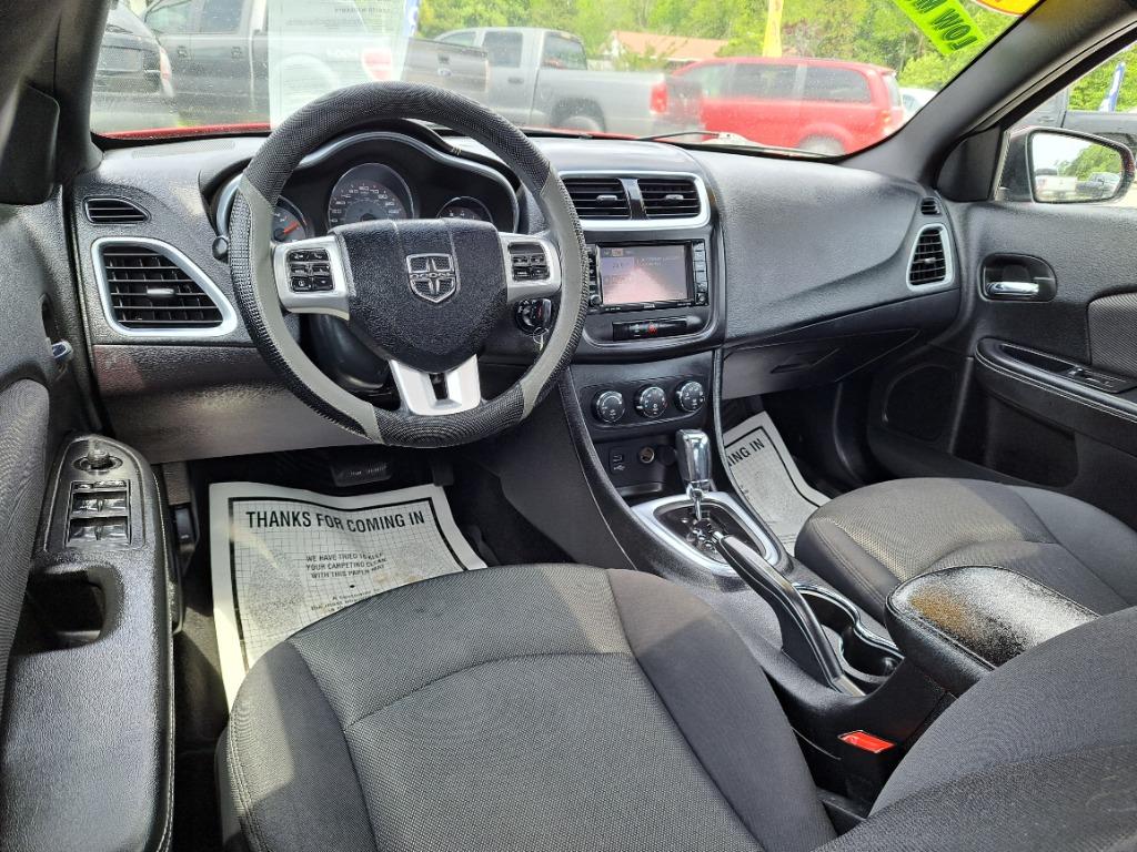2013 Dodge Avenger SXT photo