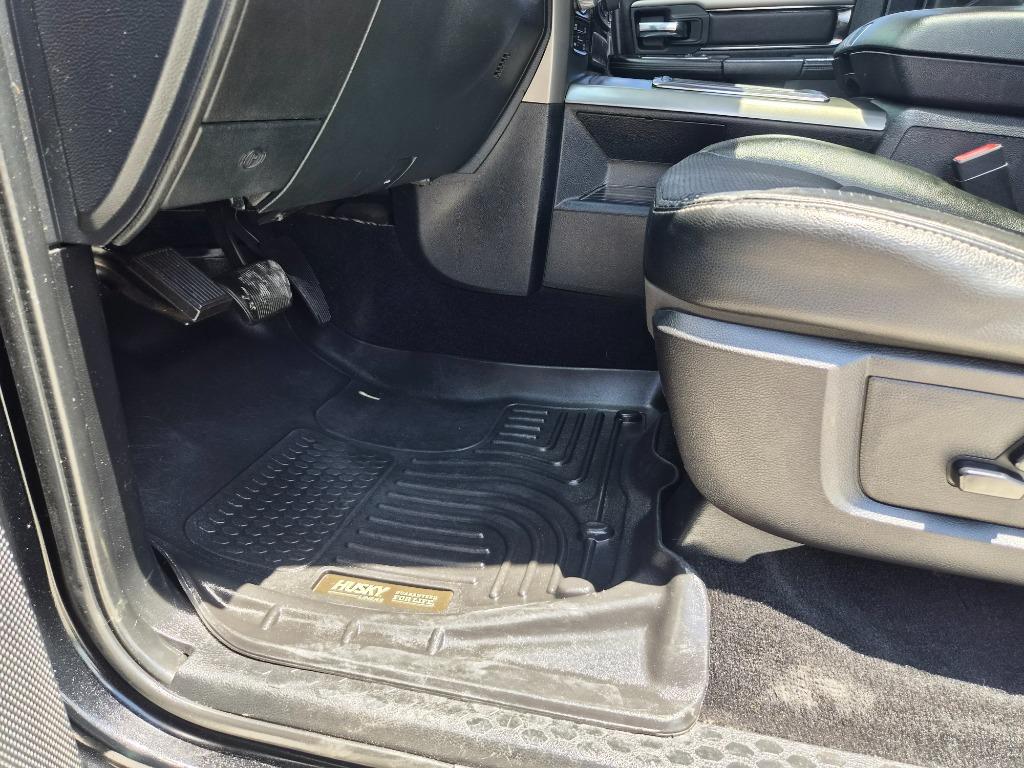 2015 Ram 1500 - $21,725