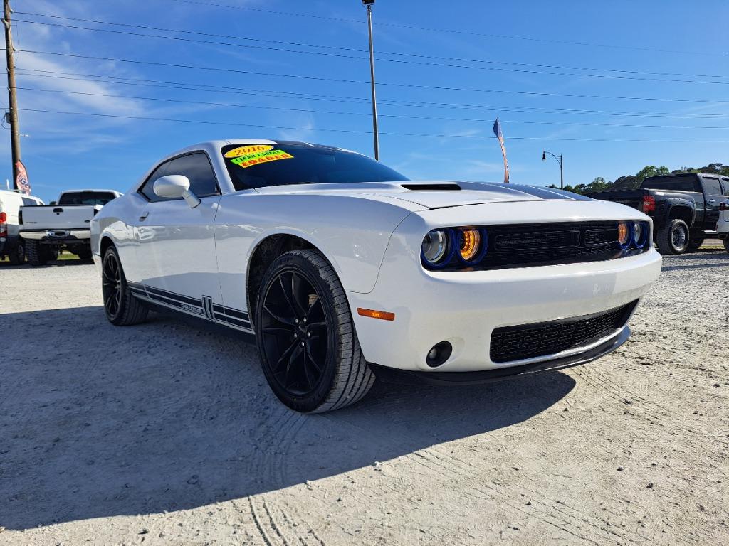 2016 Dodge Challenger - $11,498