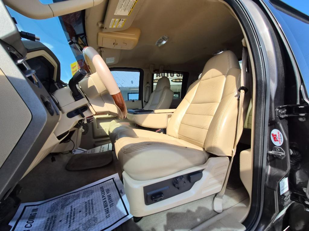 2008 Ford F-250 - $17,900