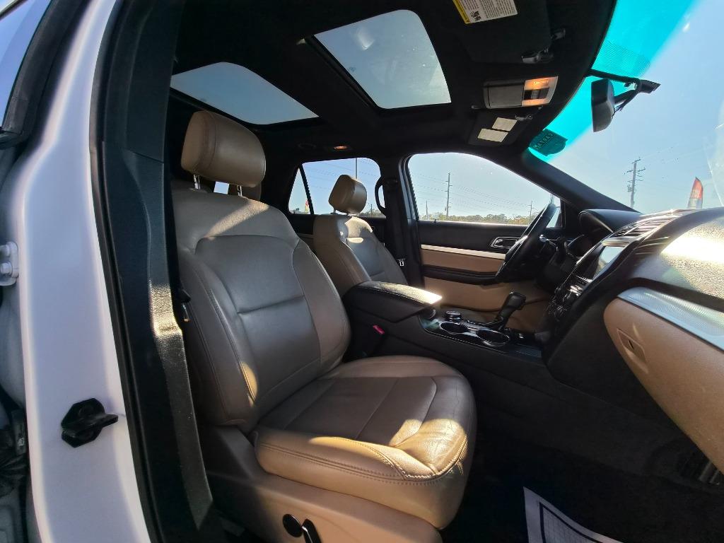 2017 Ford Explorer - $12,900